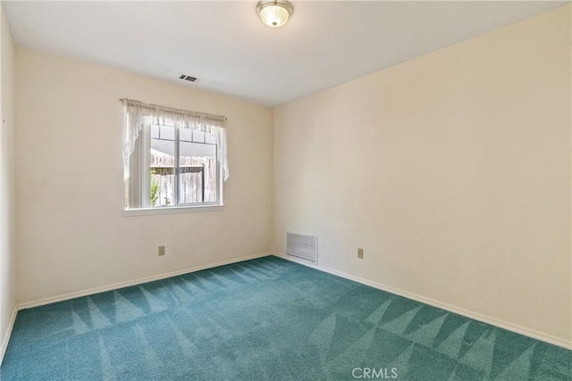 unfurnished room featuring carpet flooring