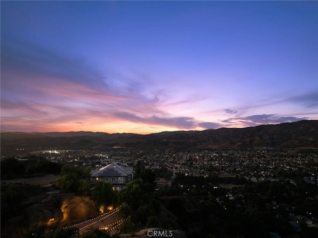 956 Crown Hill Dr, Simi Valley, CA 93063 - photo 45
