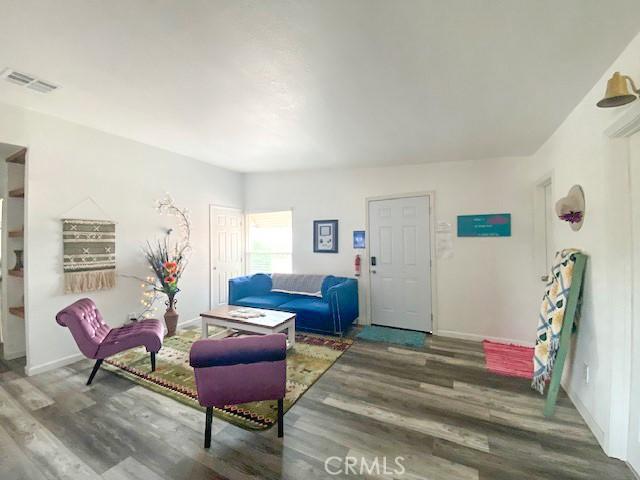 61974 Terrace Dr, Joshua Tree, CA 92252 - living area with wood finished floors