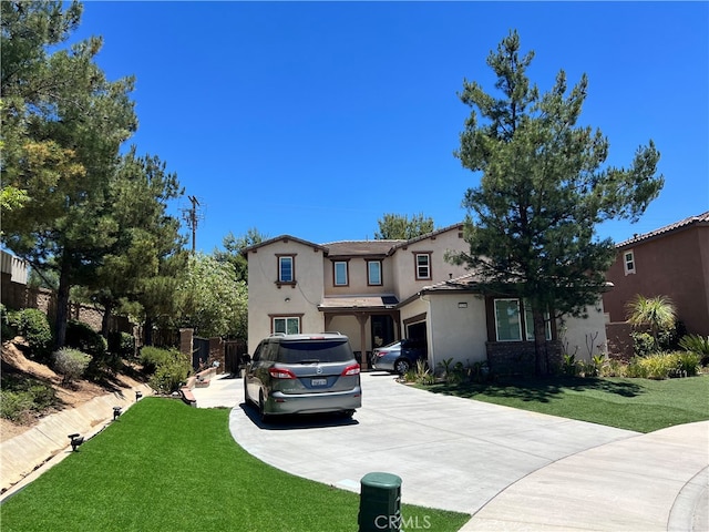 view of front of house featuring a front lawn