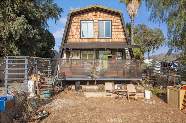 34718 Agua Dulce Canyon Rd, Agua Dulce, CA 91390 - rear view of property with a gambrel roof