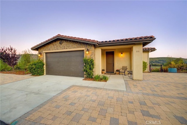 view of front of house featuring a garage