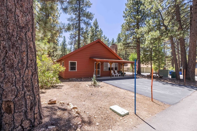 view of front of home with covered porch