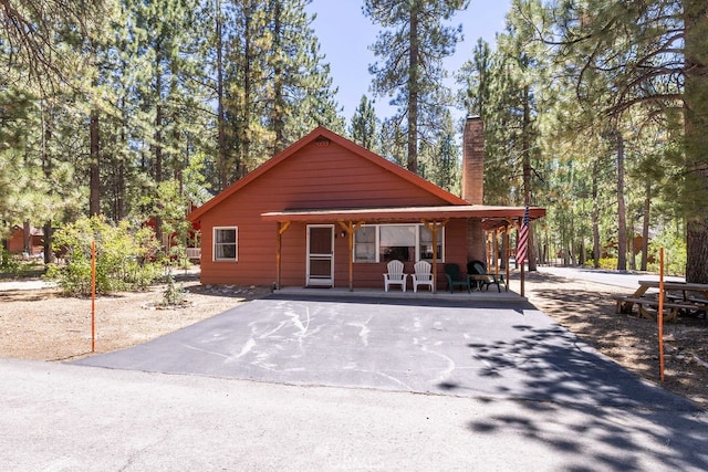 view of front of home featuring a porch