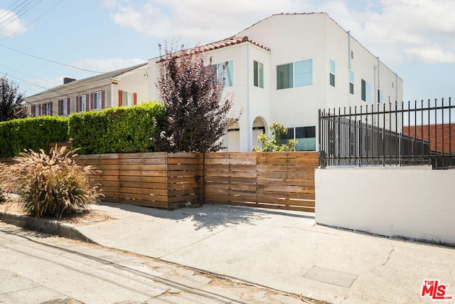 view of front of home