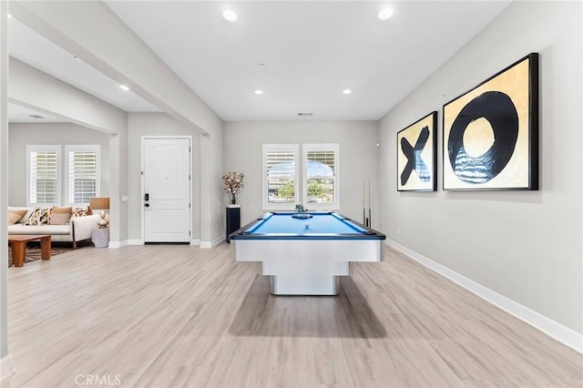 recreation room featuring light hardwood / wood-style floors and billiards