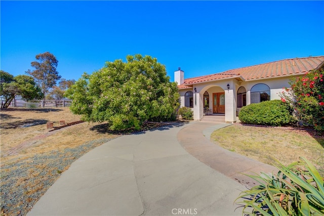 view of mediterranean / spanish-style house