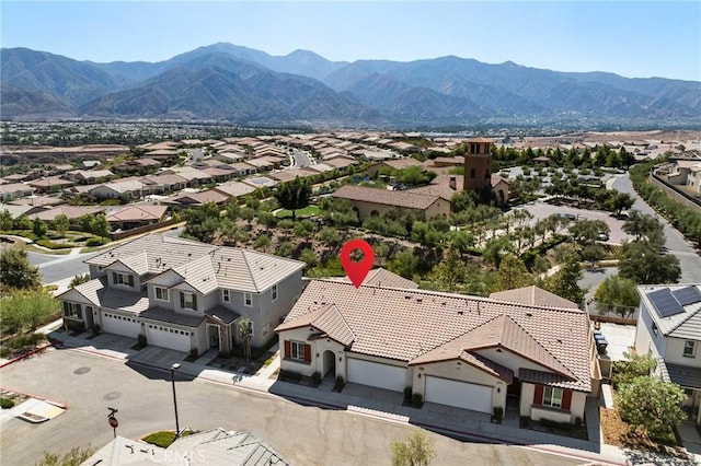 bird's eye view with a mountain view