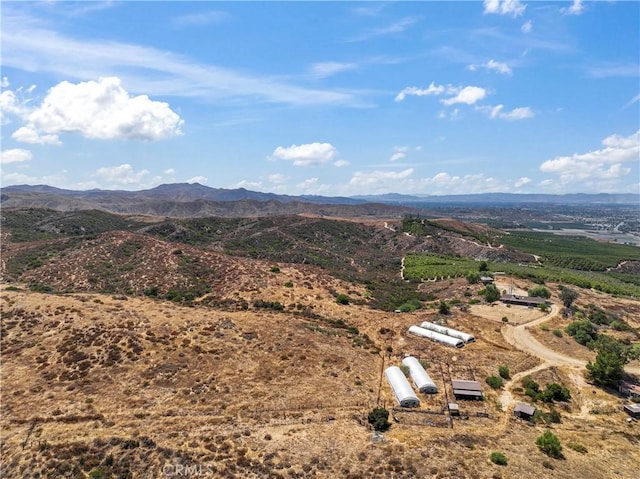 bird's eye view with a mountain view