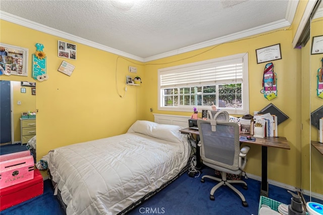 bedroom featuring a textured ceiling, carpet, and crown molding