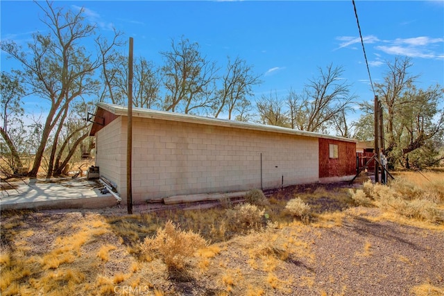 view of side of property