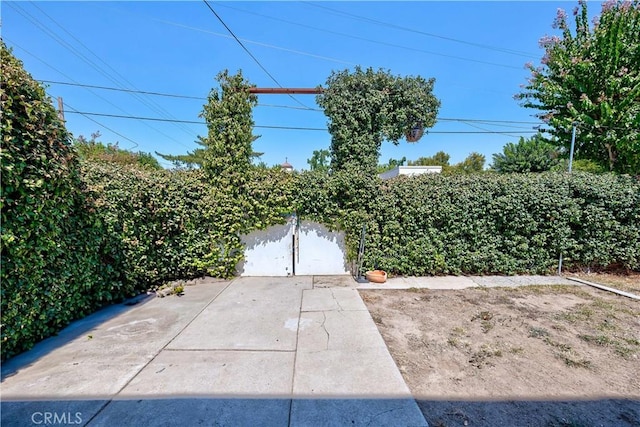 455 W 20th St, Merced, CA 95340 - view of yard