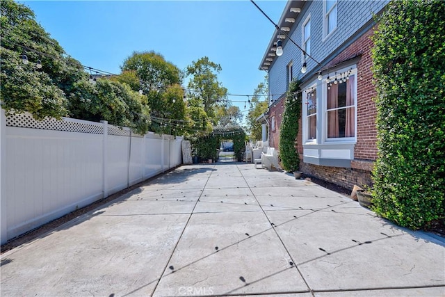 455 W 20th St, Merced, CA 95340 - view of patio / terrace