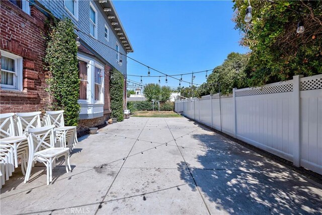 455 W 20th St, Merced, CA 95340 - view of patio / terrace
