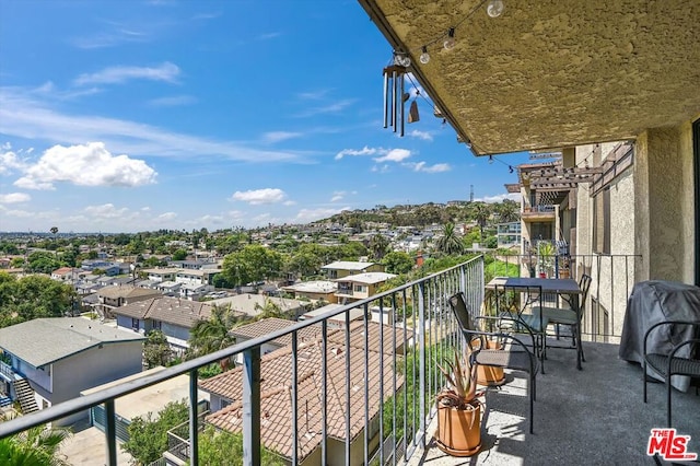 balcony with a grill