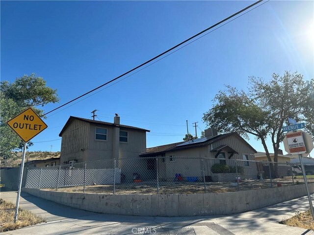 view of front of home