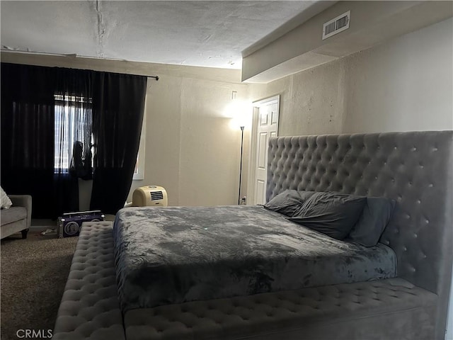 bedroom featuring carpet floors