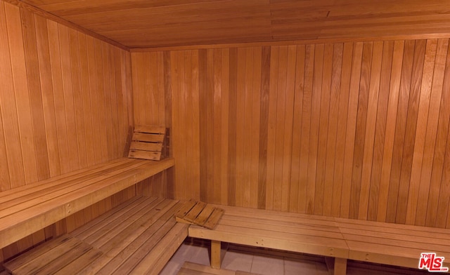 view of sauna / steam room