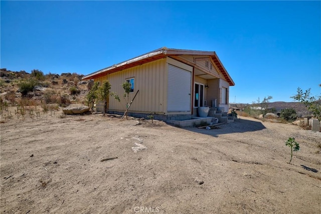 Listing photo 3 for 32425 Weber Way, Hemet CA 92544