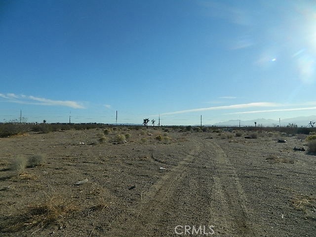 Listing photo 3 for 0 Palmdale Rd, Adelanto CA 92301