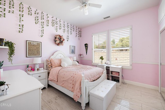 bedroom featuring ceiling fan