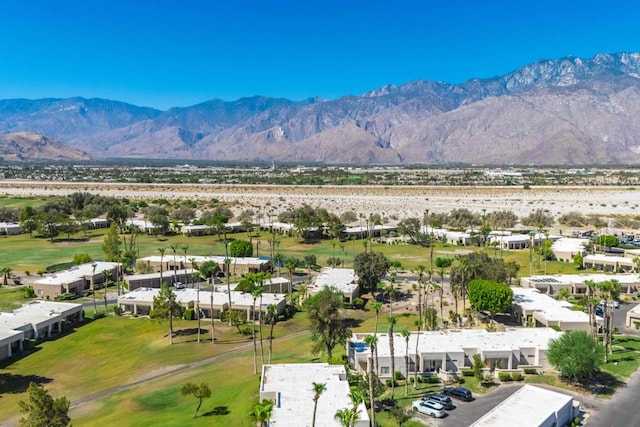 bird's eye view featuring a mountain view