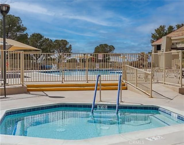 view of swimming pool