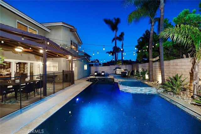 view of pool featuring a jacuzzi