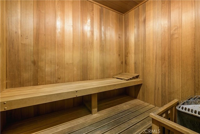 view of sauna / steam room