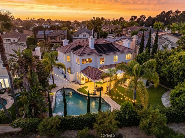 view of aerial view at dusk