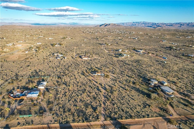 bird's eye view featuring a mountain view