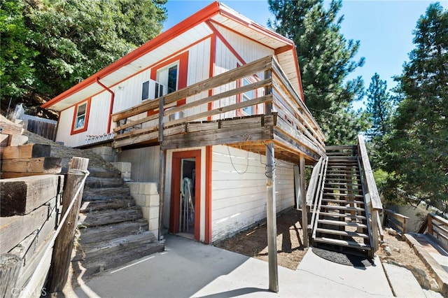 view of front of house with a patio