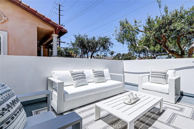 2304 Grant Ave Unit A, Redondo Beach, CA 90278 - view of patio featuring an outdoor hangout area