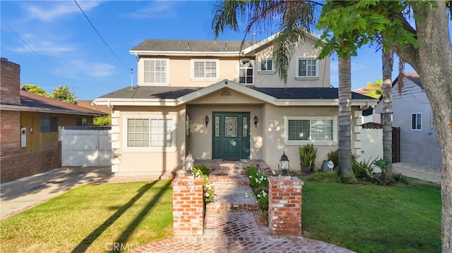 view of front of house with a front yard