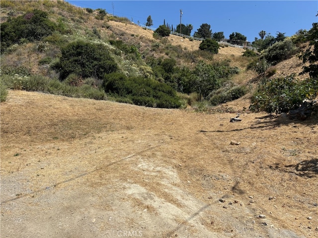 Listing photo 2 for 0 Denivelle Rd, Sunland CA 91040