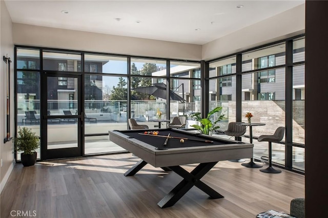 380 Cordova St Unit 305, Pasadena, CA 91101 - game room with wood finished floors and billiards