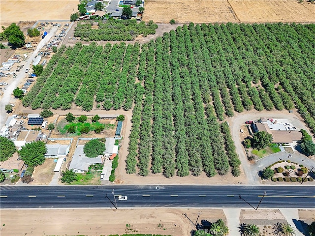 birds eye view of property featuring a rural view