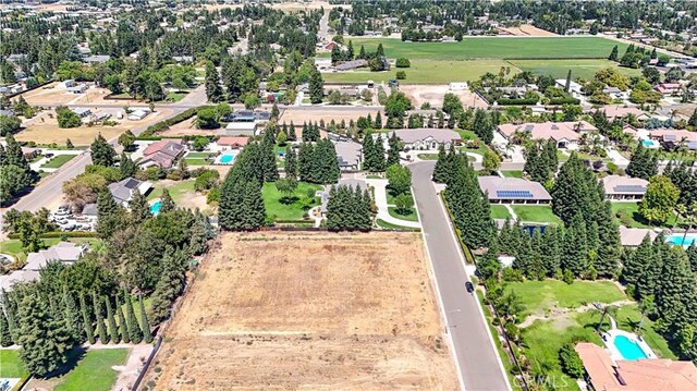 1371 Shady Cove Ave, Atwater, CA 95301 - photo 1