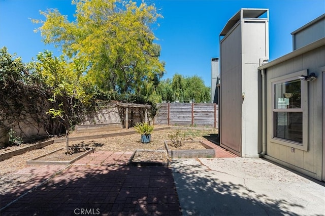 view of yard with a patio