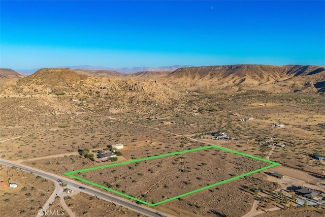 Listing photo 3 for 1 Pipes Canyon Rd, Pioneertown CA 92268