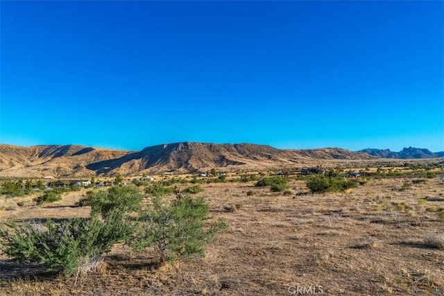 Listing photo 2 for 1 Pipes Canyon Rd, Pioneertown CA 92268