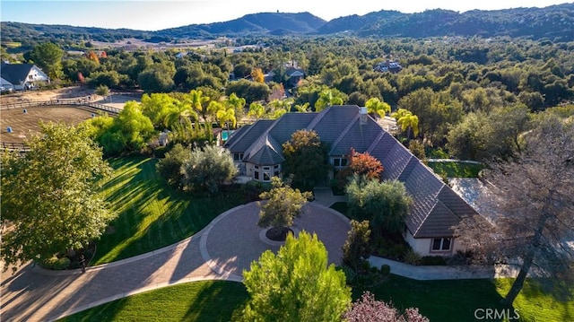 bird's eye view with a mountain view