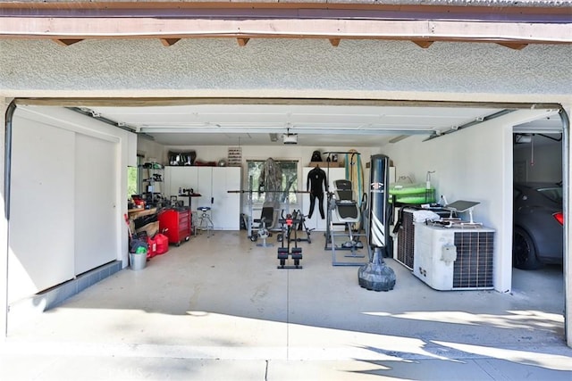 41565 Avenida Conchita, Murrieta, CA 92562 - garage featuring a garage door opener