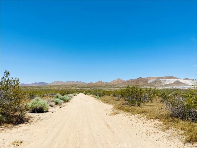 19555 Jackson Ave, Apple Valley, CA 92307 - photo 2