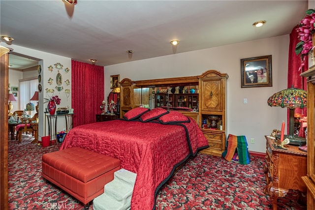 bedroom featuring carpet flooring