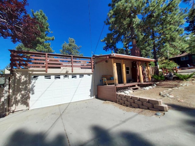 view of front of home featuring a garage