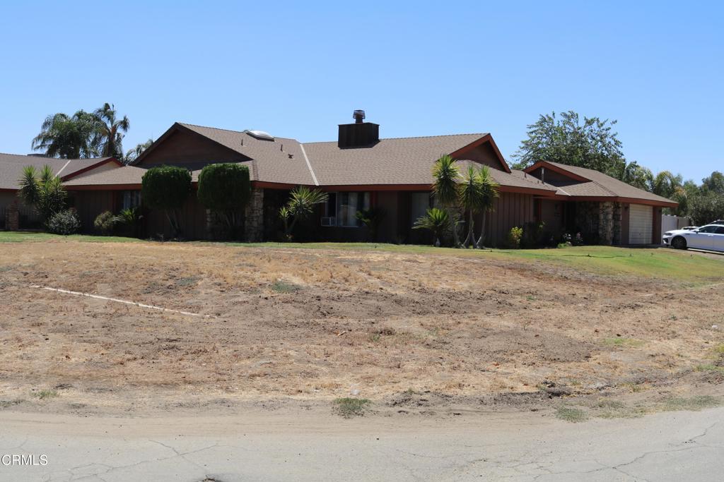 ranch-style house with a garage