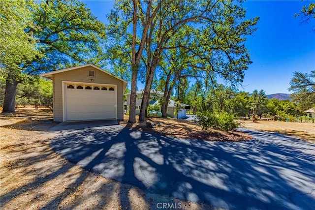 46469 Wallu Ln, Ahwahnee, CA 93601 - exterior space with a mountain view