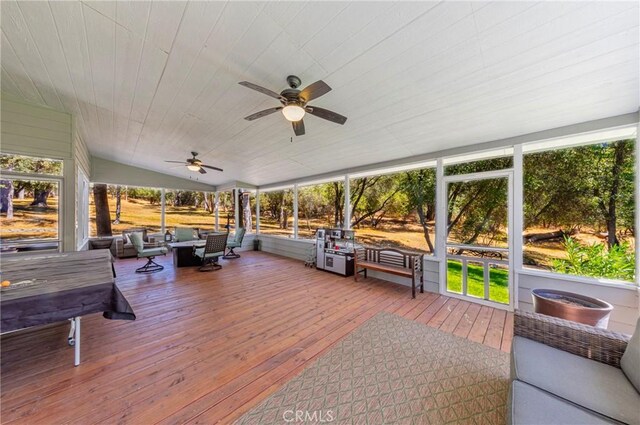 46469 Wallu Ln, Ahwahnee, CA 93601 - sunroom with ceiling fan