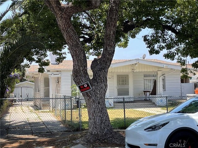 5426 La Mirada Ave, Los Angeles, CA 90029 - view of front of property featuring a gate and a fenced front yard